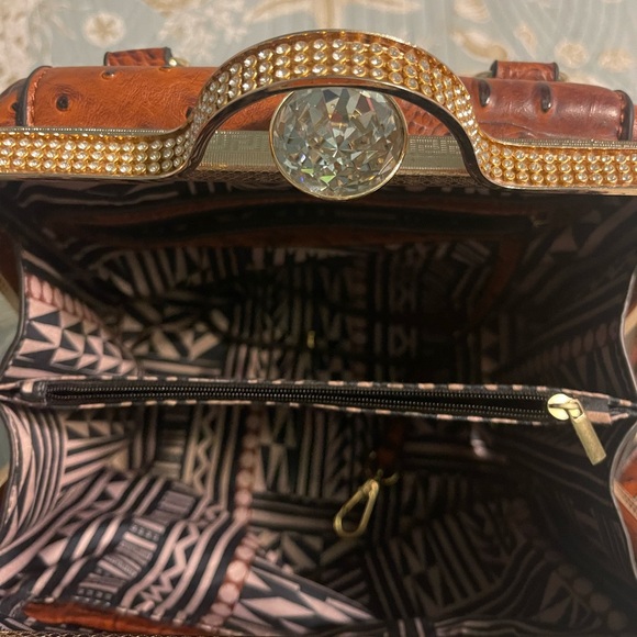 Crocodile like purse - Picture 4 of 7